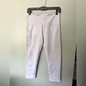 Z by Zella Cropped Leggings Light Lilac Pockets size M